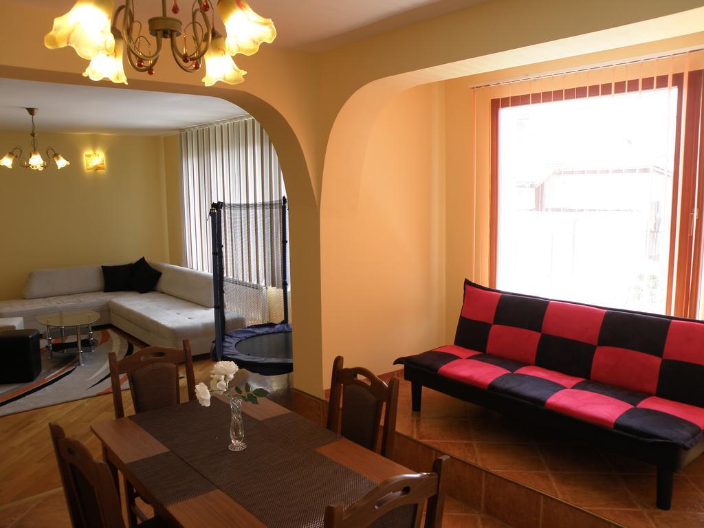 וליקו טורנובו Apartments Kaloyan מראה חיצוני תמונה