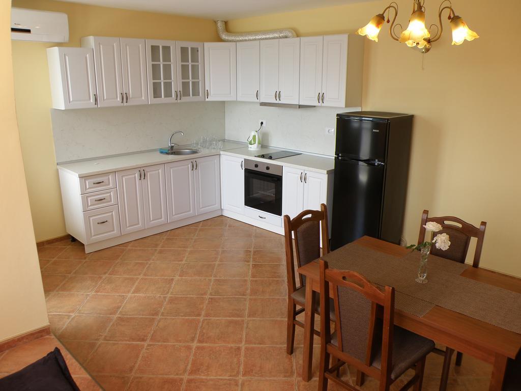 וליקו טורנובו Apartments Kaloyan מראה חיצוני תמונה
